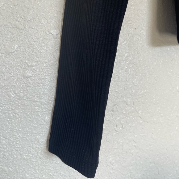 Zara Asymmetrical Black Crop Top Long Sleeve - Picture 6 of 8